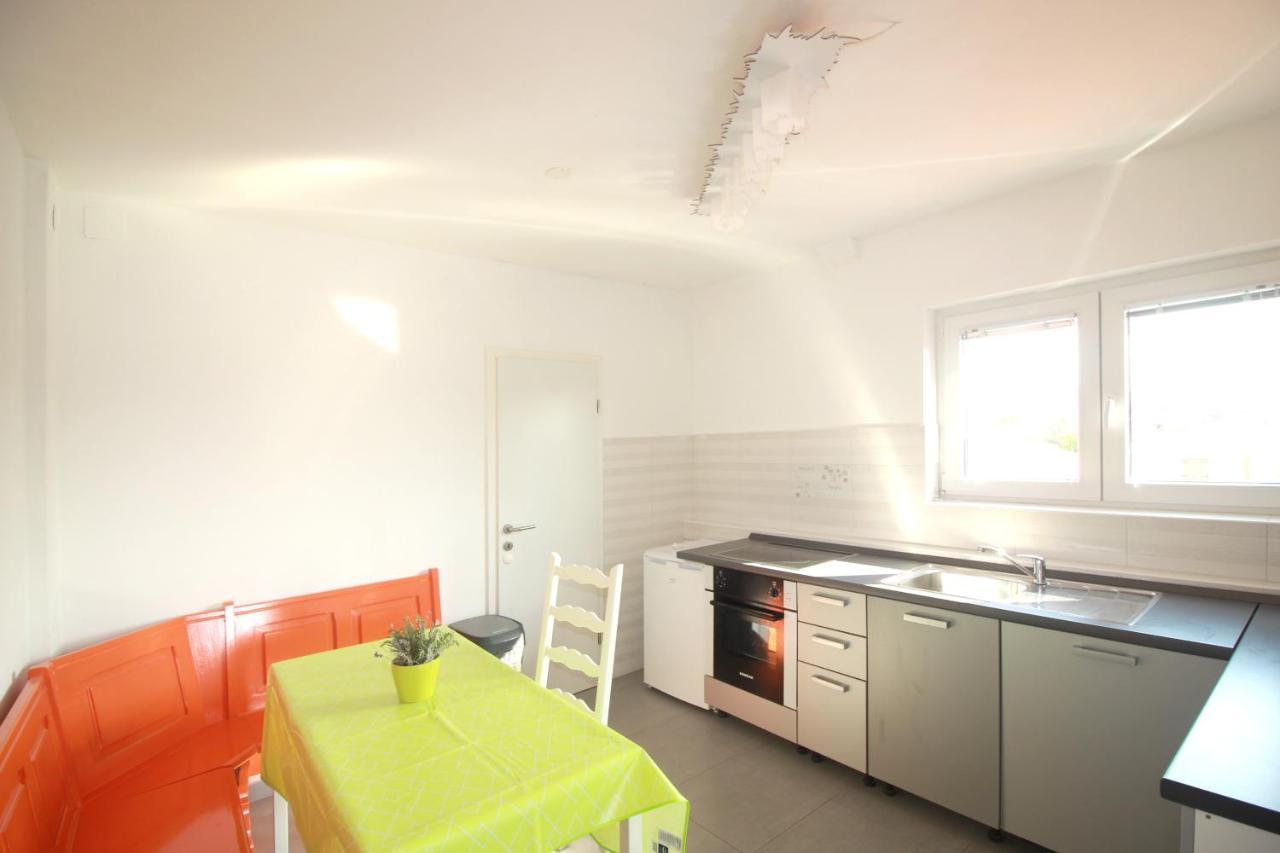 Apartmani Zem, Krk Krk Town Eksteriør billede