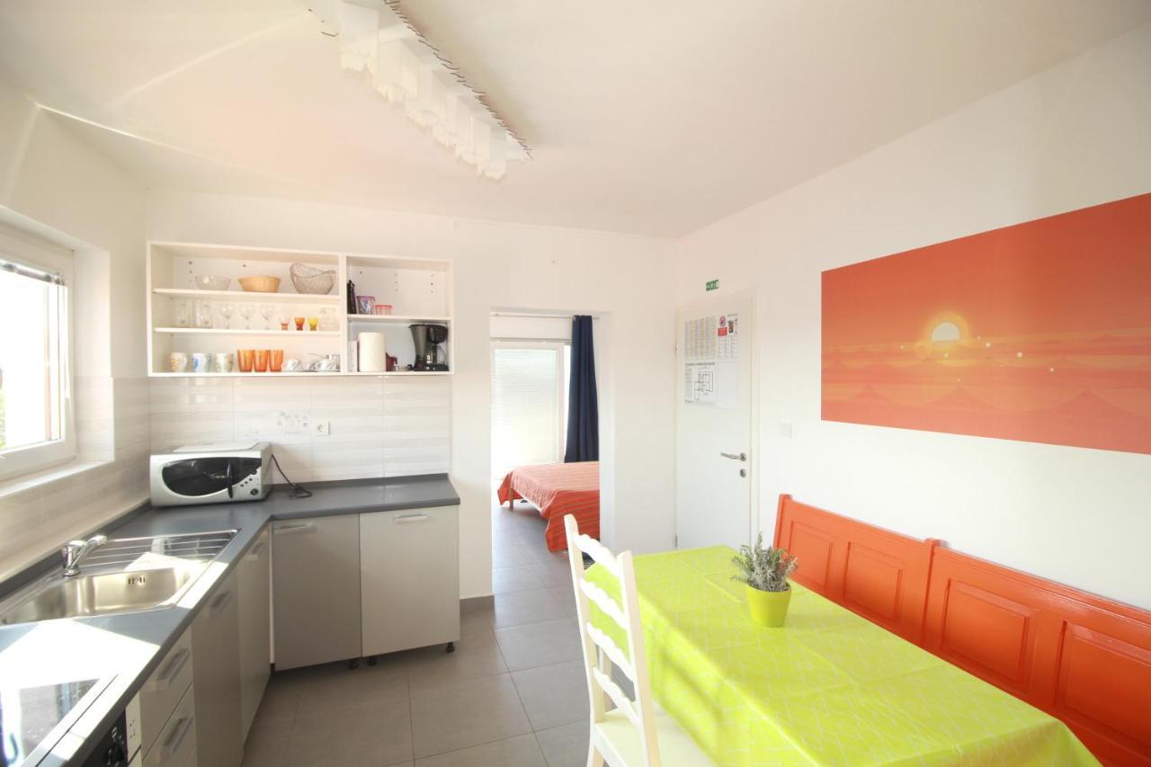 Apartmani Zem, Krk Krk Town Eksteriør billede