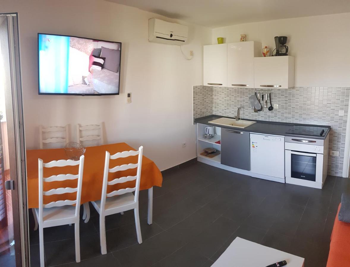 Apartmani Zem, Krk Krk Town Eksteriør billede